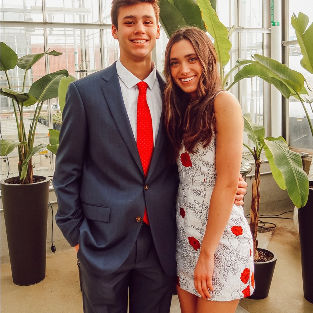 ISO red and silver flower dress! Don't buy!